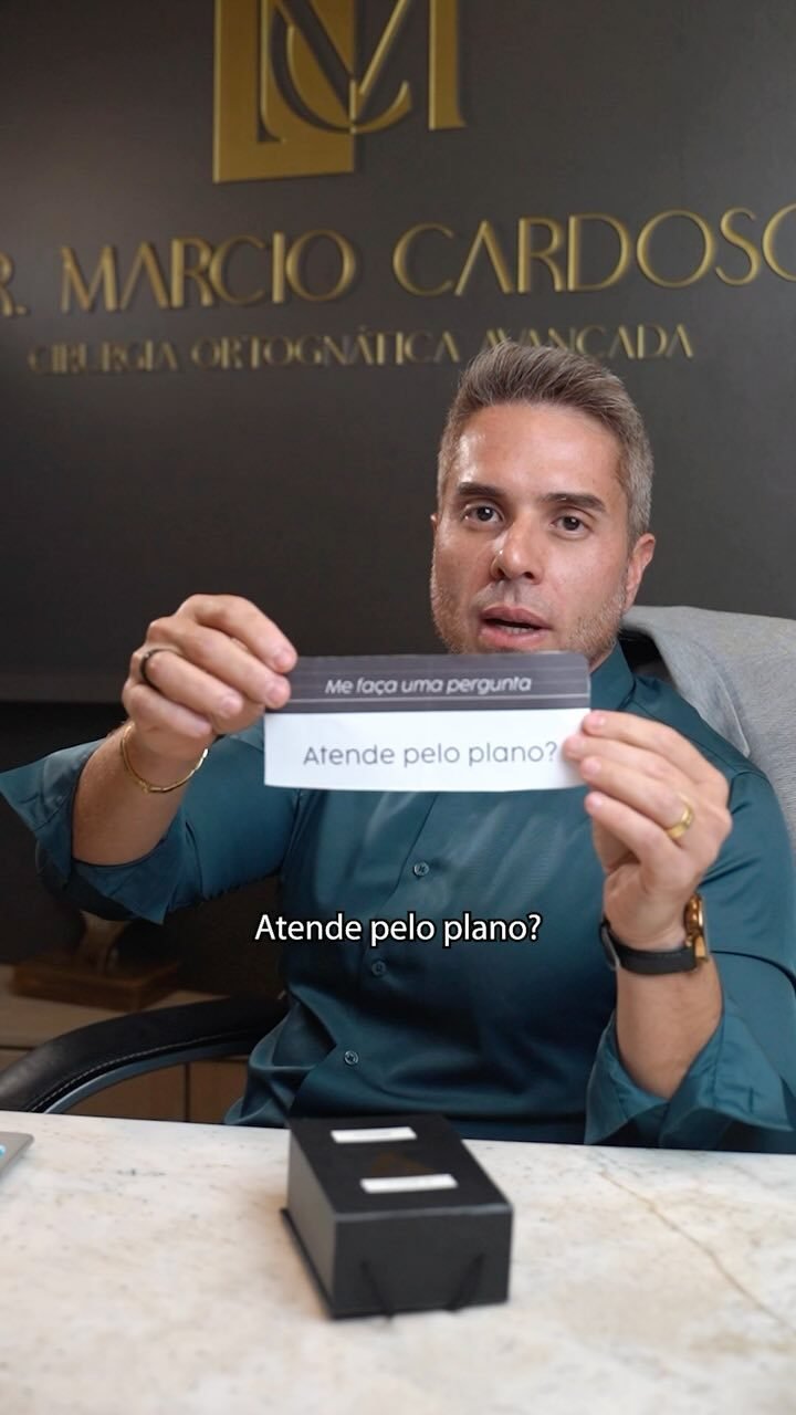 Instagram post from valeortognatica. This post is in position 2.